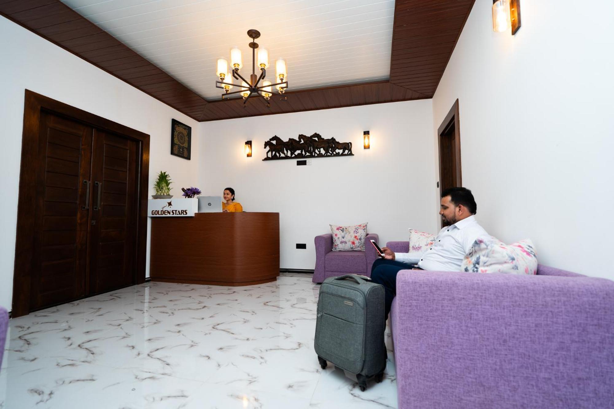 Golden Stars Hotel Dambulla Eksteriør billede
