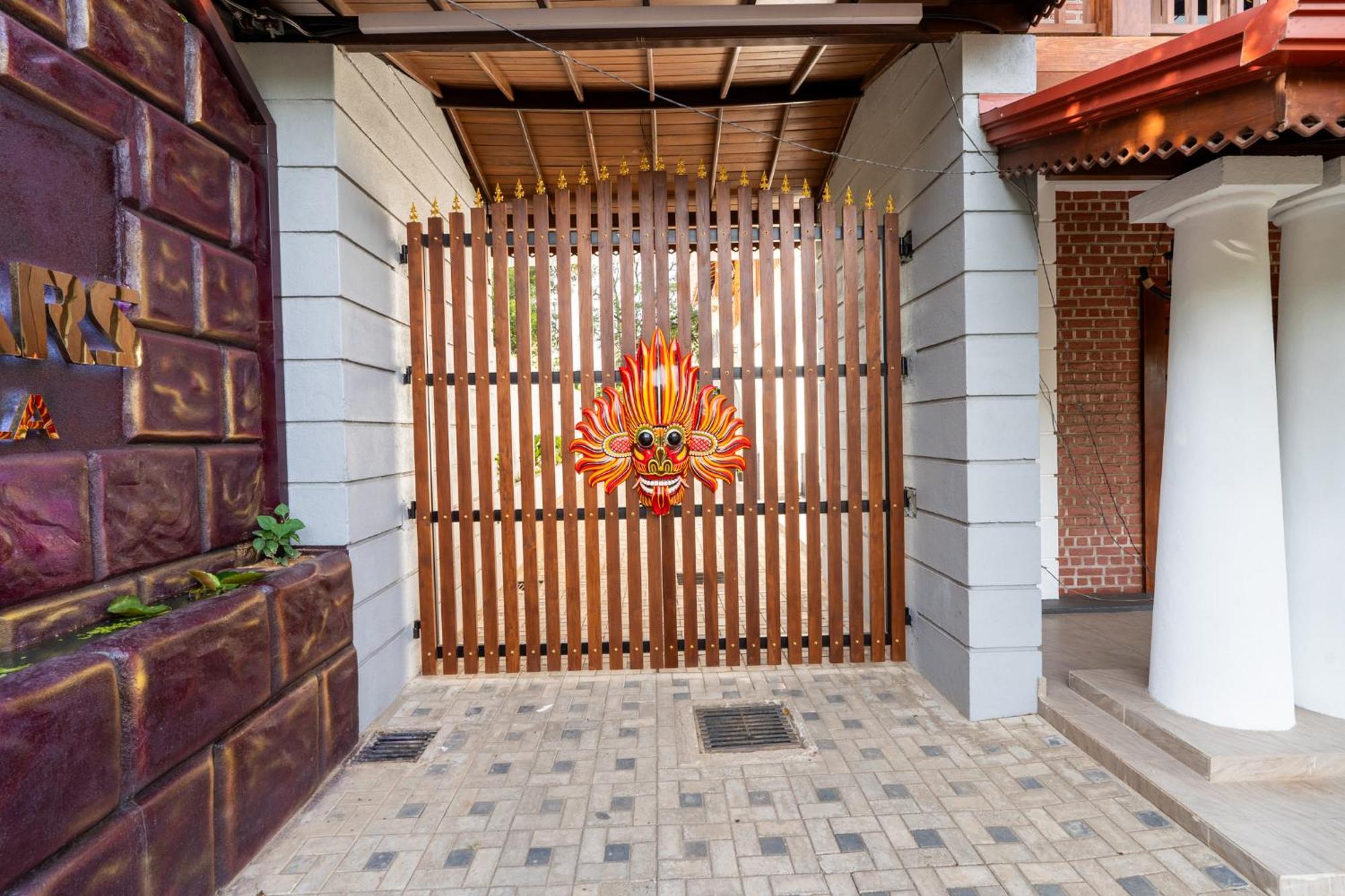 Golden Stars Hotel Dambulla Eksteriør billede