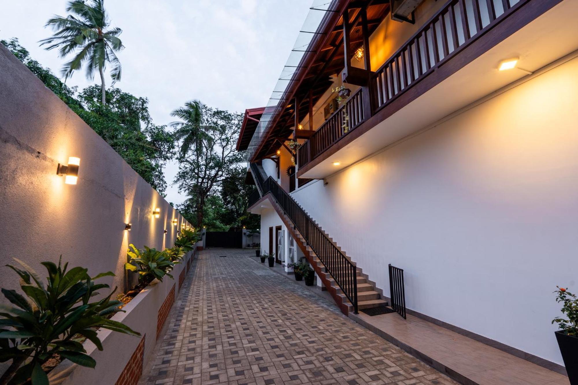 Golden Stars Hotel Dambulla Eksteriør billede